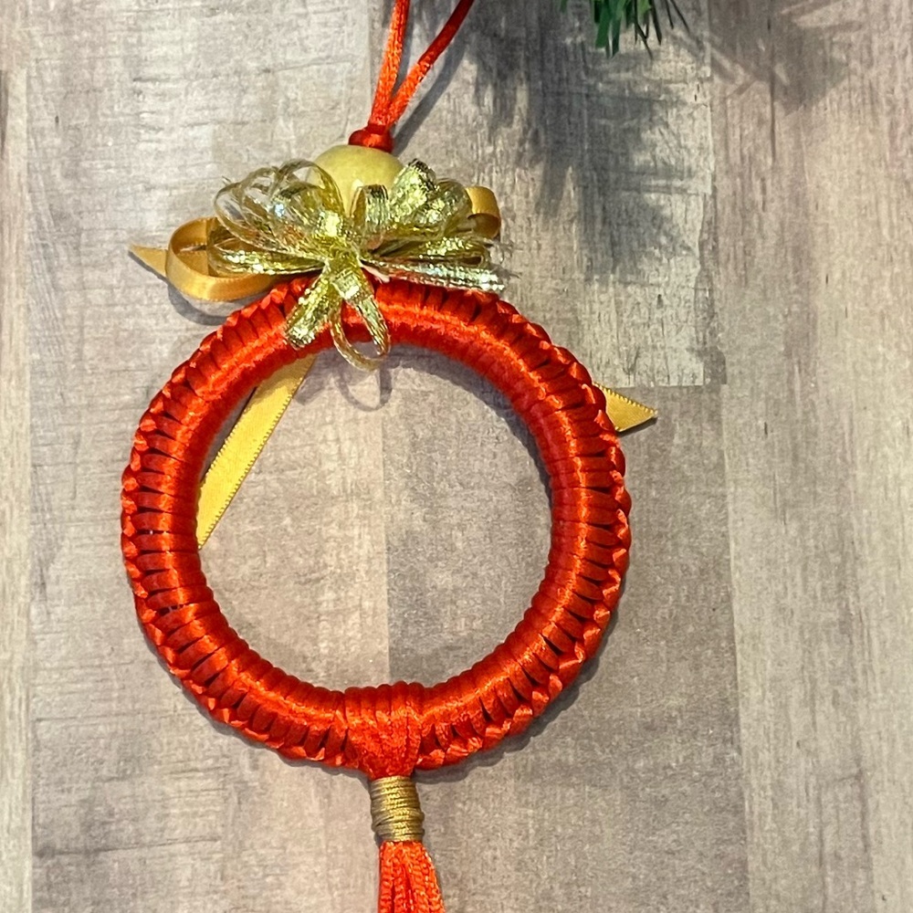 SET OF 4 HANDMADE MACRAME CHRISTMAS ORNAMENTS - Picture 4 of 12